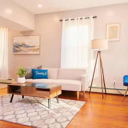 Cozy Apartment 1St 10Min Walk Downtown And City View プロビデンス エクステリア 写真