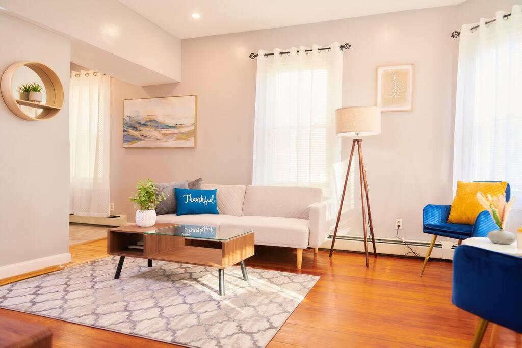 Cozy Apartment 1St 10Min Walk Downtown And City View プロビデンス エクステリア 写真